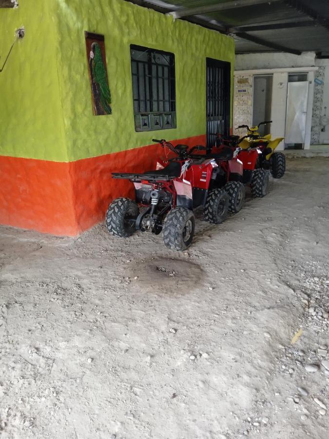 Posada La Tranquilidad Villavieja Esterno foto